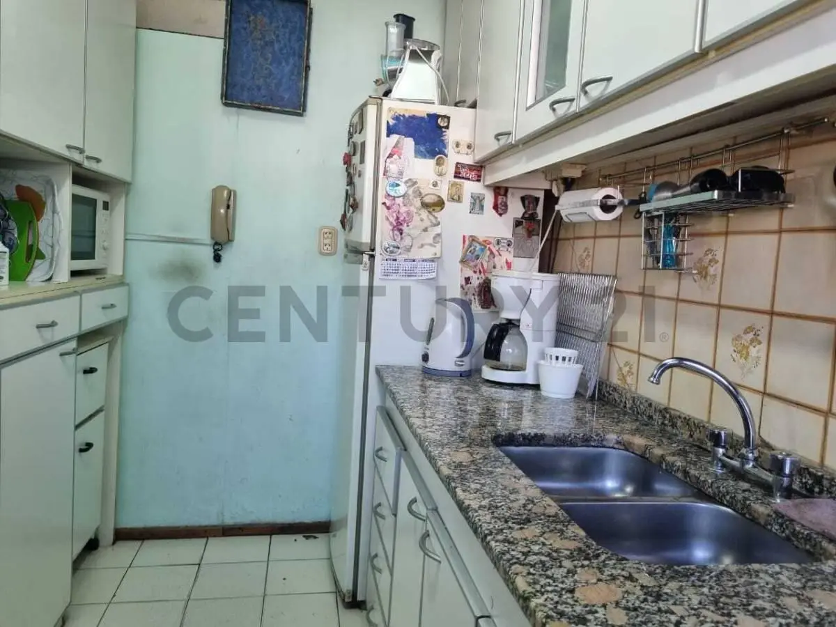 Venta Departamento dos dormitorios. Cuarta Este. Mendoza. 4