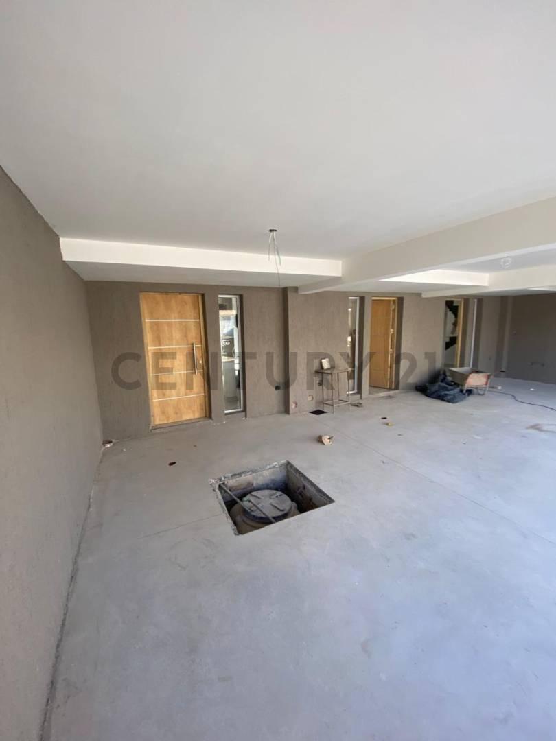 Foto de Venta DupleX Maipú Luzuriaga, imagen 1