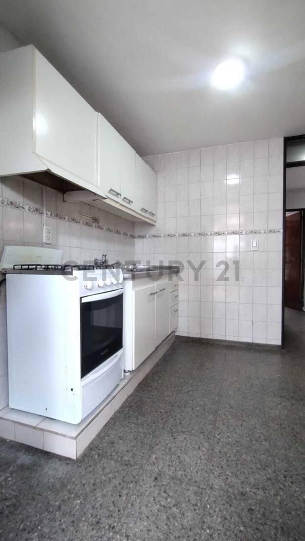 Foto de Venta Duplex en Luzuriaga,Maipu, imagen 3