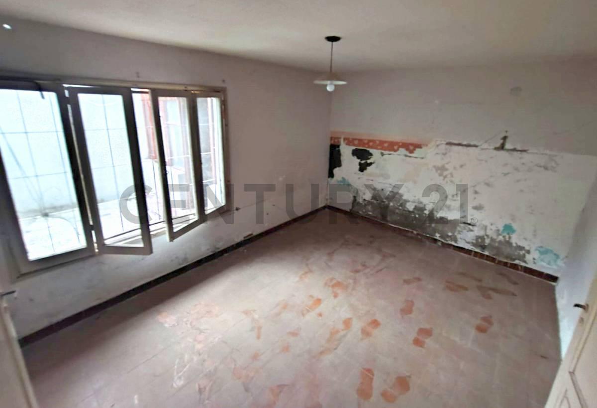 Foto de VENTA - CASA PARA RECICLAR CALLE SAN MIGUEL DE LAS HERAS, imagen 5