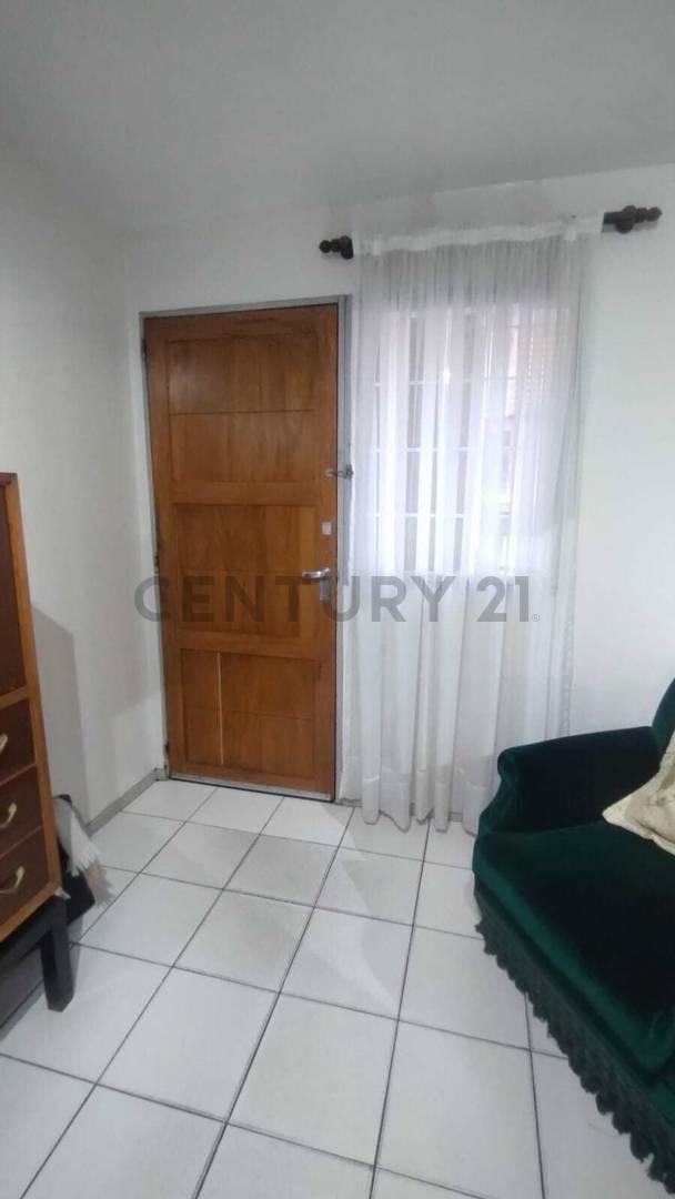 Foto de ¡Excelente Oportunidad! Departamento en venta en la Ciudad de Mendoza, imagen 2