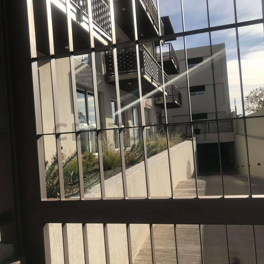 Foto de <p>DEPARTAMENTO A LA VENTA FRENTE AL DALVIAN</p><p>Departamento de, imagen 3