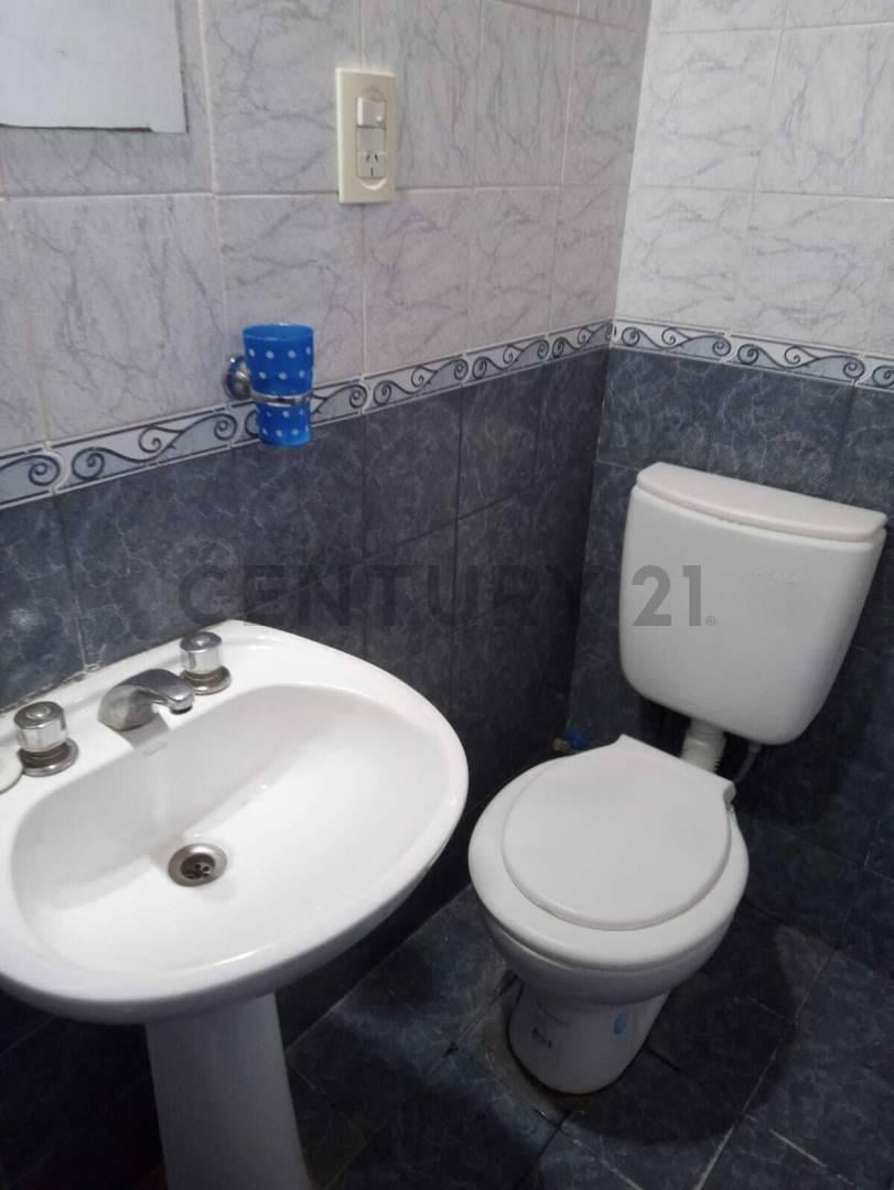 Foto de SE VENDE CASA Y DEPARTAMENTO EN VILLA NUEVA GUAYMALLEN, imagen 4
