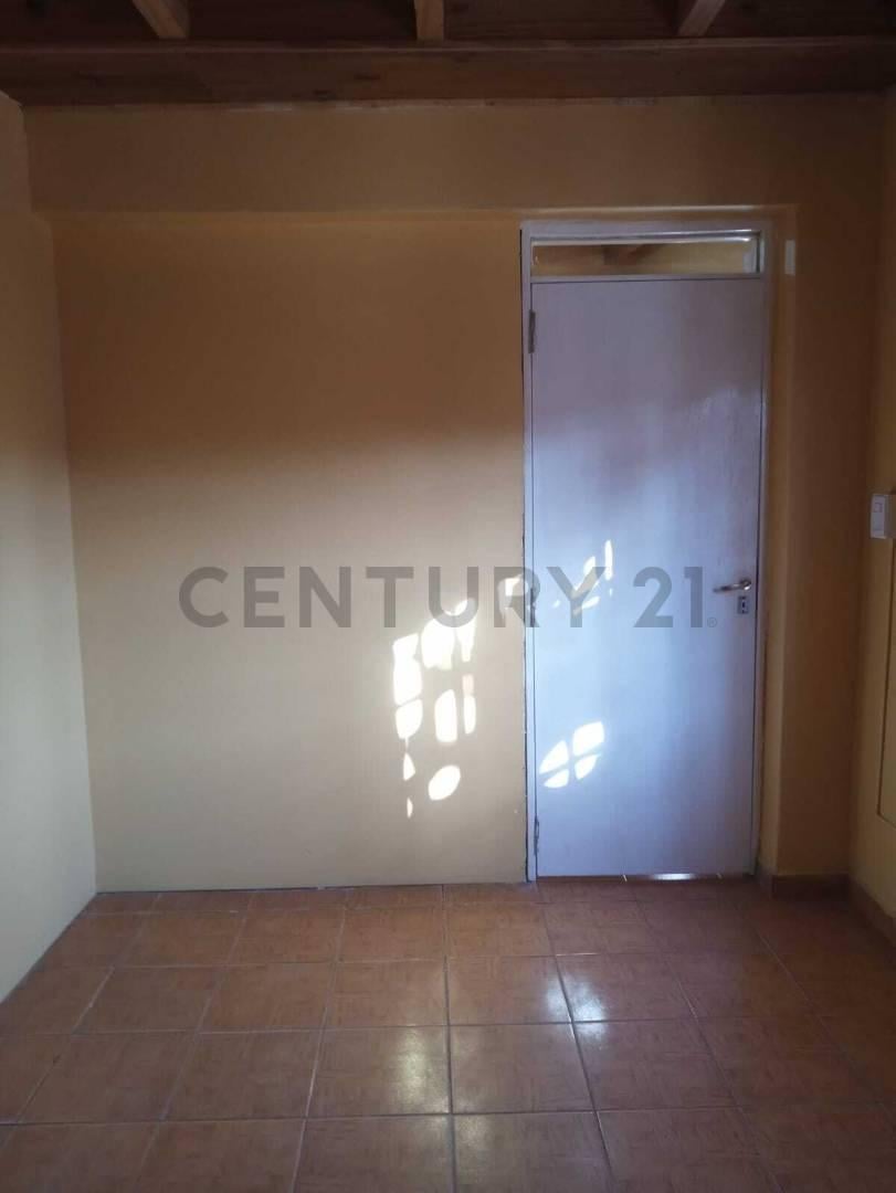 Foto de SE VENDE CASA Y DEPARTAMENTO EN VILLA NUEVA GUAYMALLEN, imagen 3