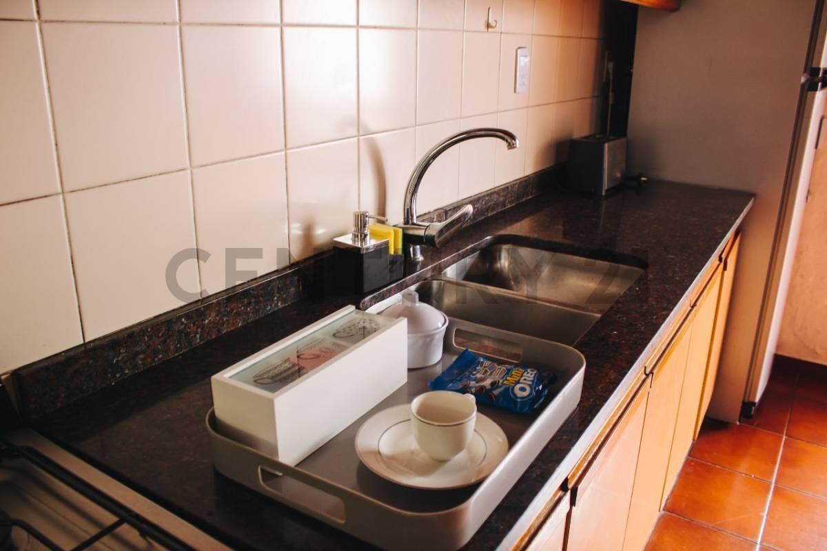 Foto de Venta de Departamento en centro de Mendoza a pasos de Calle Aristides., imagen 4