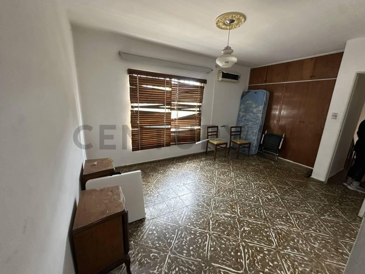 Foto de Casa con Departamento e ingreso independiente, a 2 cuadra de Sexta, imagen 2