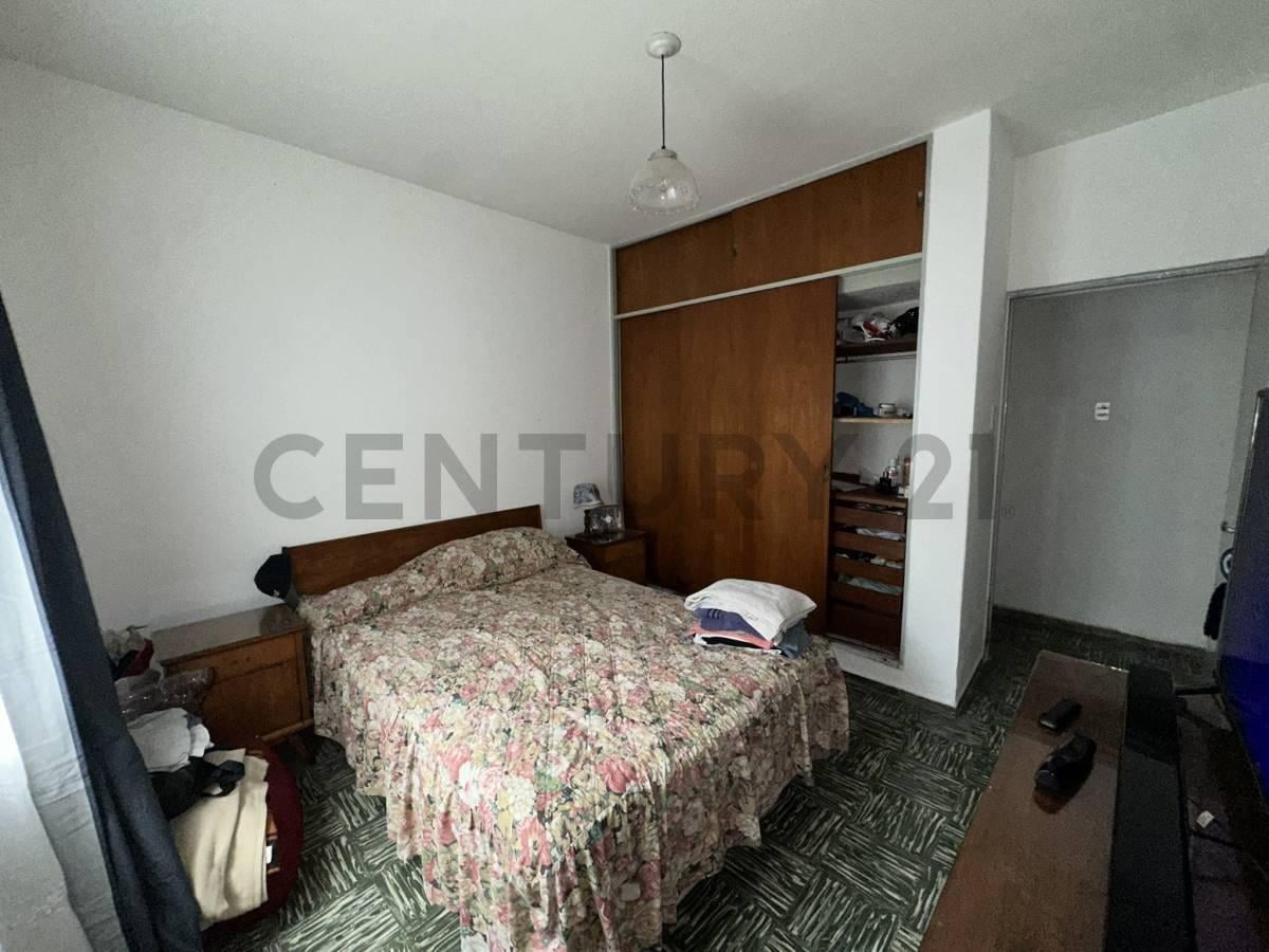 Foto de Casa con Departamento e ingreso independiente, a 2 cuadra de Sexta, imagen 1
