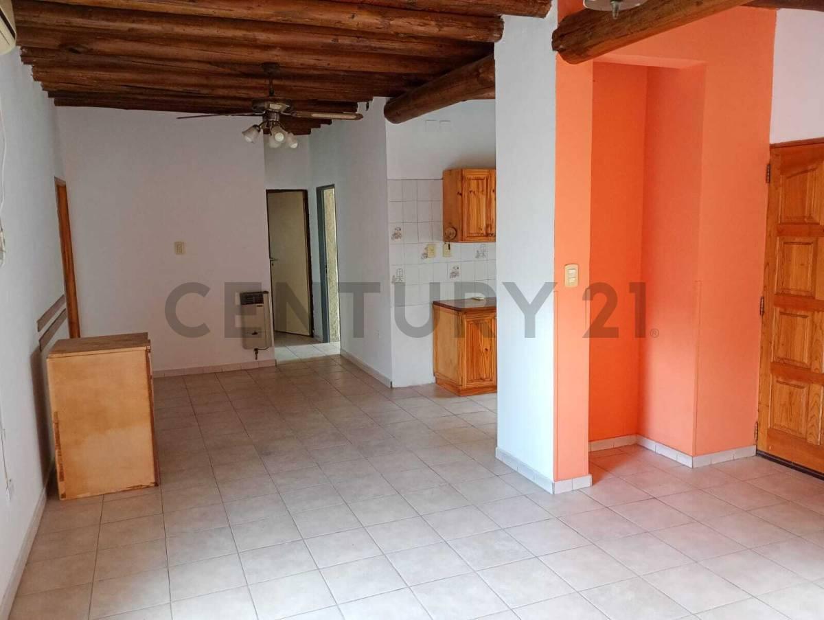 Foto de CASA EN VENTA BARRIO FURLOTTI, imagen 2