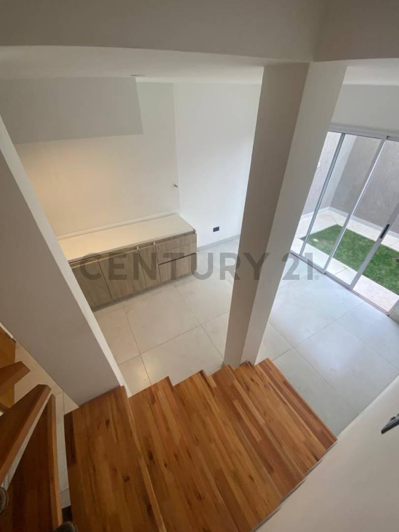 Foto de Duplex a estrenar en Luzuriaga, perfecto para inversiones!, imagen 2