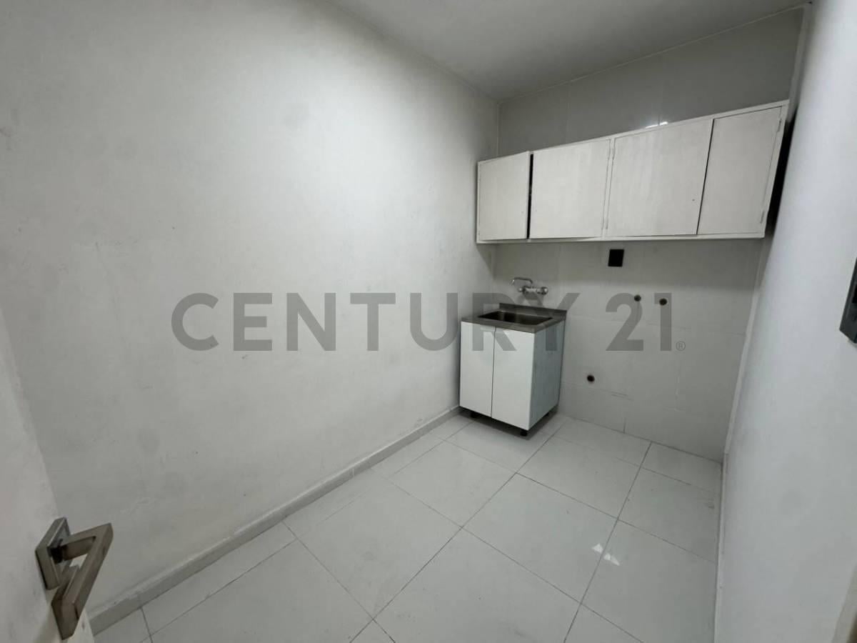 Foto de VENTA DEPARTAMENTO PATRICIAS MENDOCINAS Y ESPEJO, imagen 2