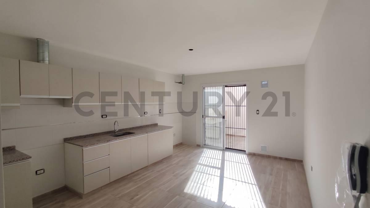 Foto de Duplex a Estrenar de 2 Dormitorios y 2 Baños, a cuadras del alto maipu, imagen 3