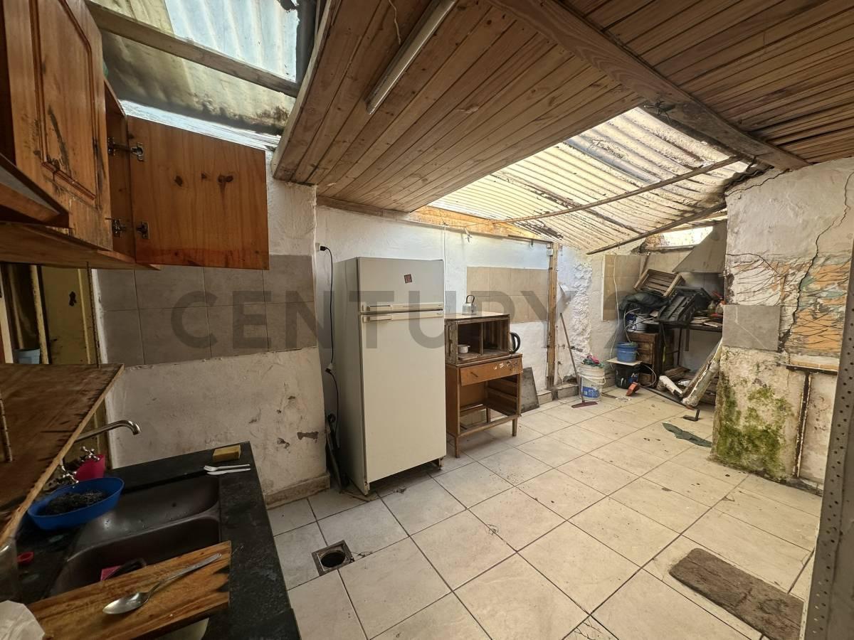 Foto de Century21 vende casa a precio de terreno, 3 dormitorios, 1 baño, imagen 5