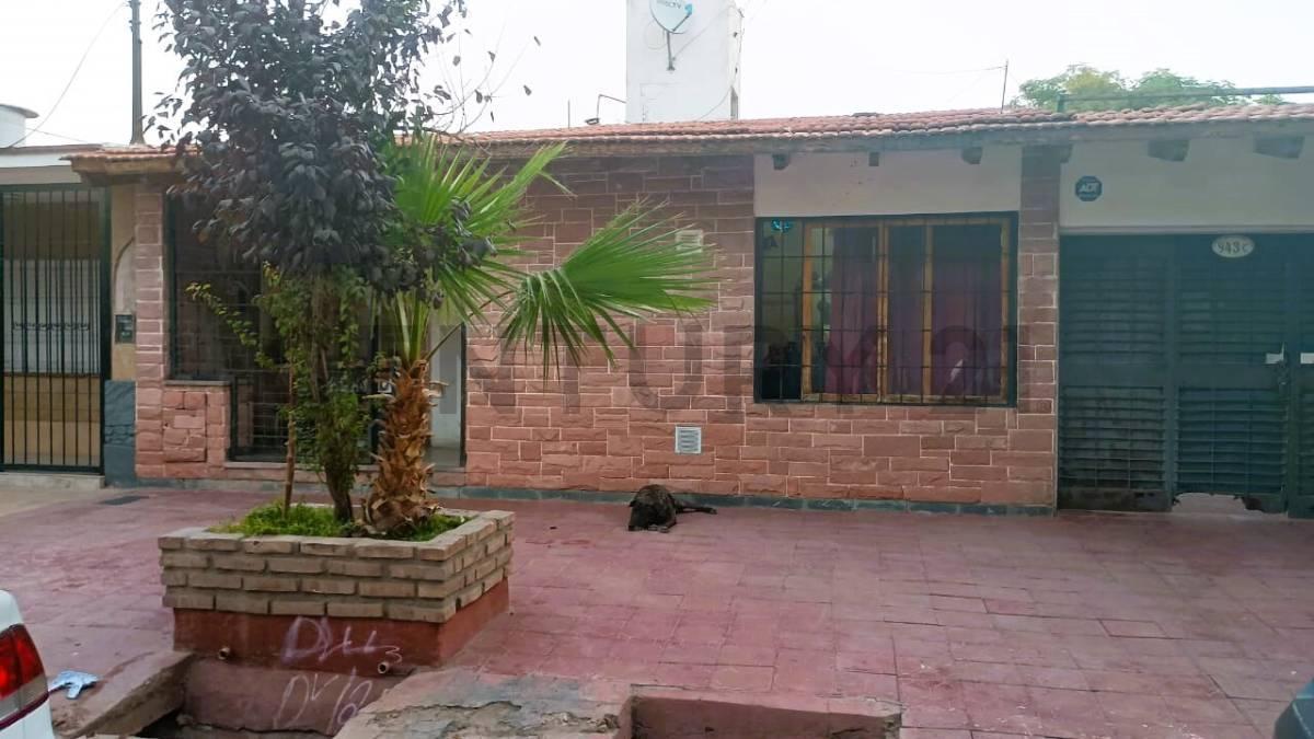 Foto de Century21 vende casa a precio de terreno, 3 dormitorios, 1 baño, imagen 1