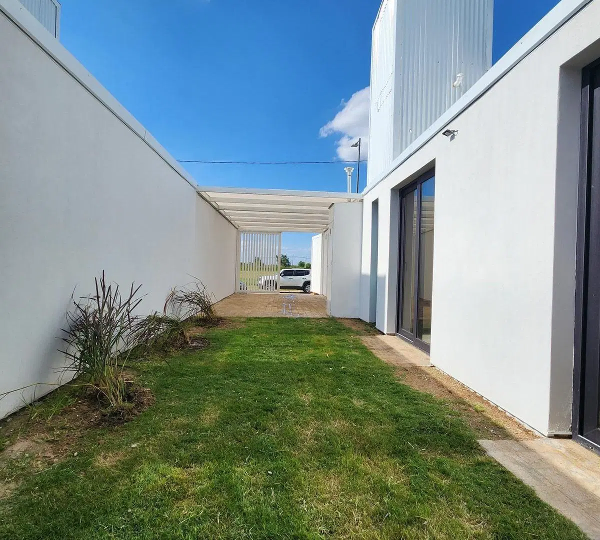 DUPLEX EN ALQUILER RINCONES DE MANANTILES 2 5