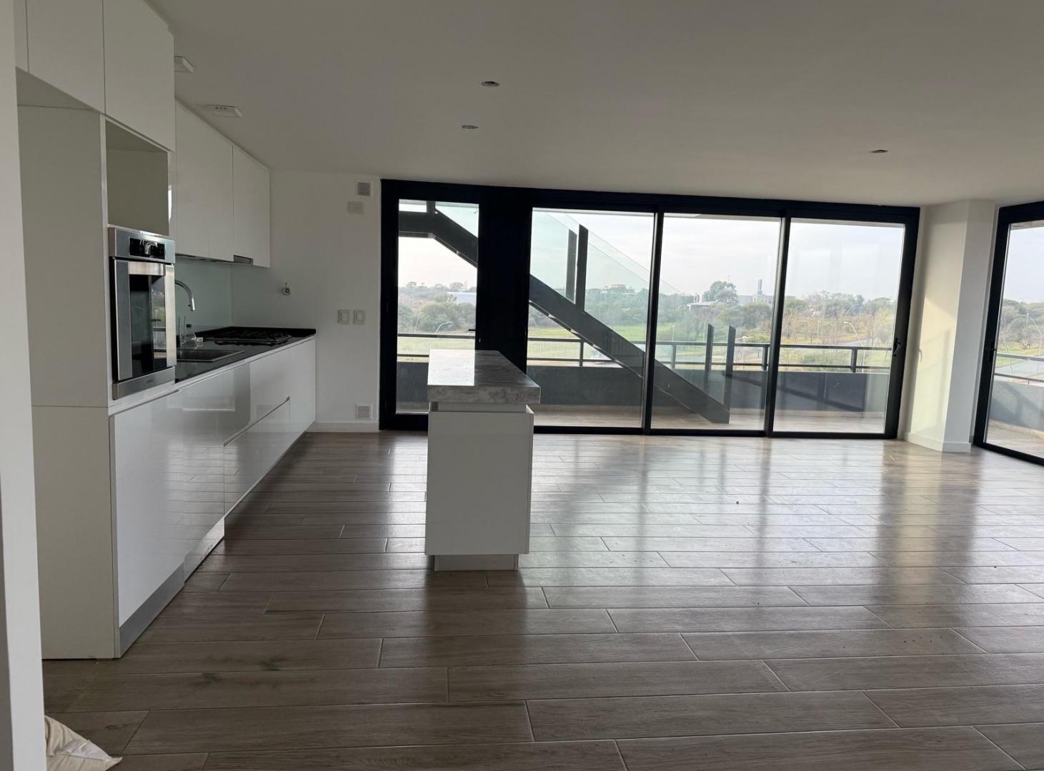 Foto de Departamento en ALQUILER Greenpark 3 habitaciones con cochera, imagen 1