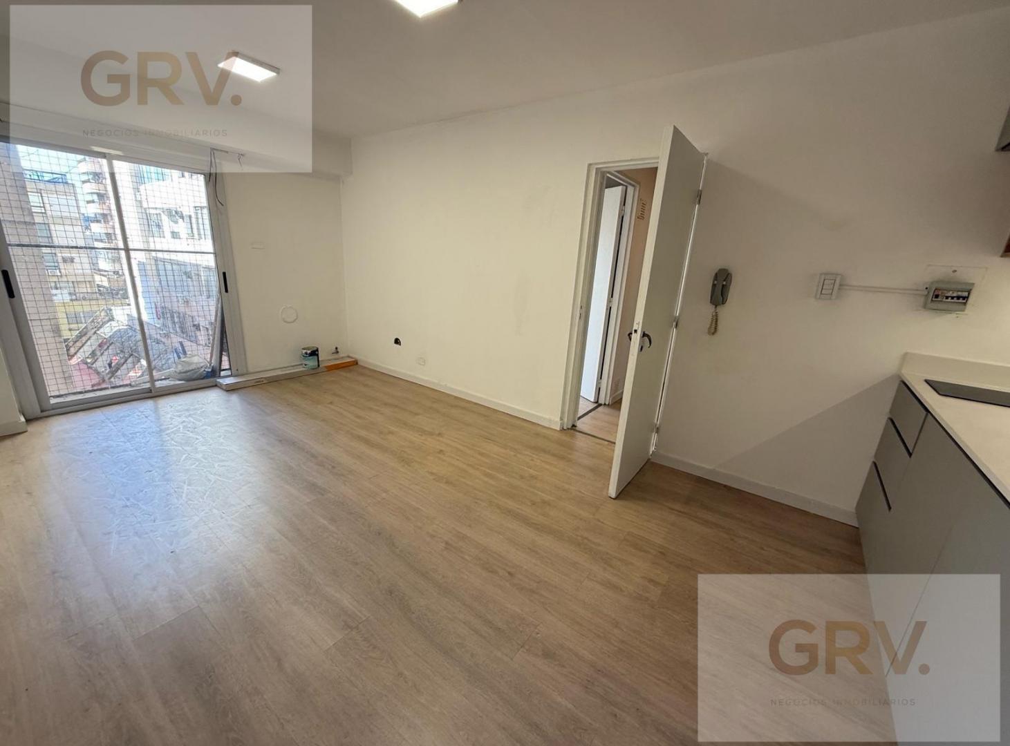 Foto de Venta Departamento 1 Dormitorio con Cochera – Belgrano al 50 – Apto, imagen 1
