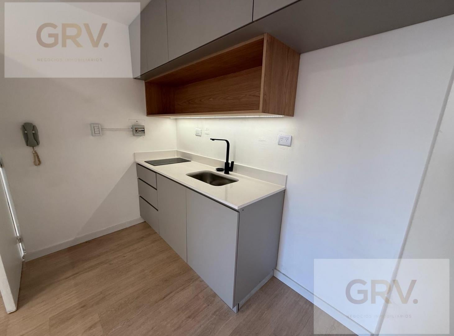 Foto de Venta Departamento 1 Dormitorio con Cochera – Belgrano al 50 – Apto, imagen 3