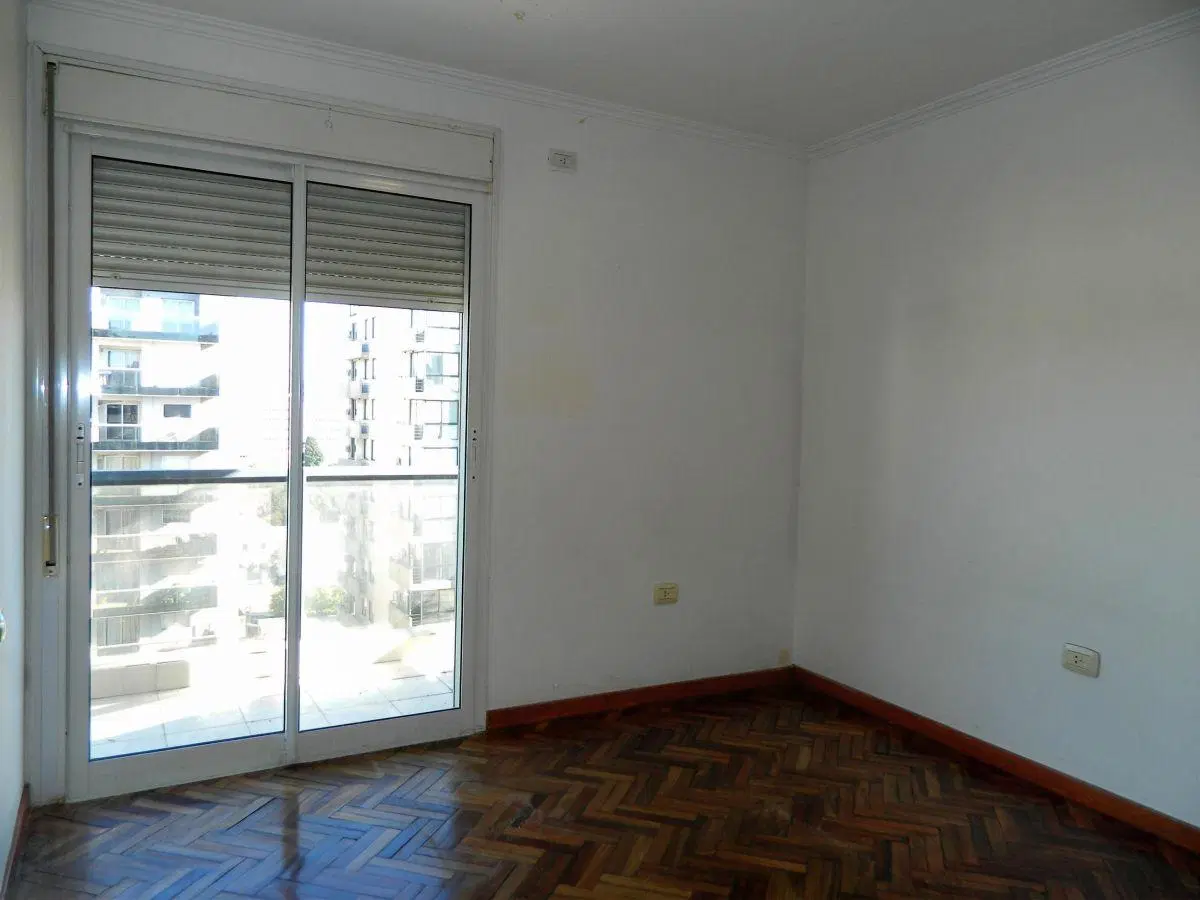 Depto.-Categoría-SEMI AMOBLADO- 2 Dormitorios-COCHERA y Balcón AMENITIES – Cañada y F. Rivera 3
