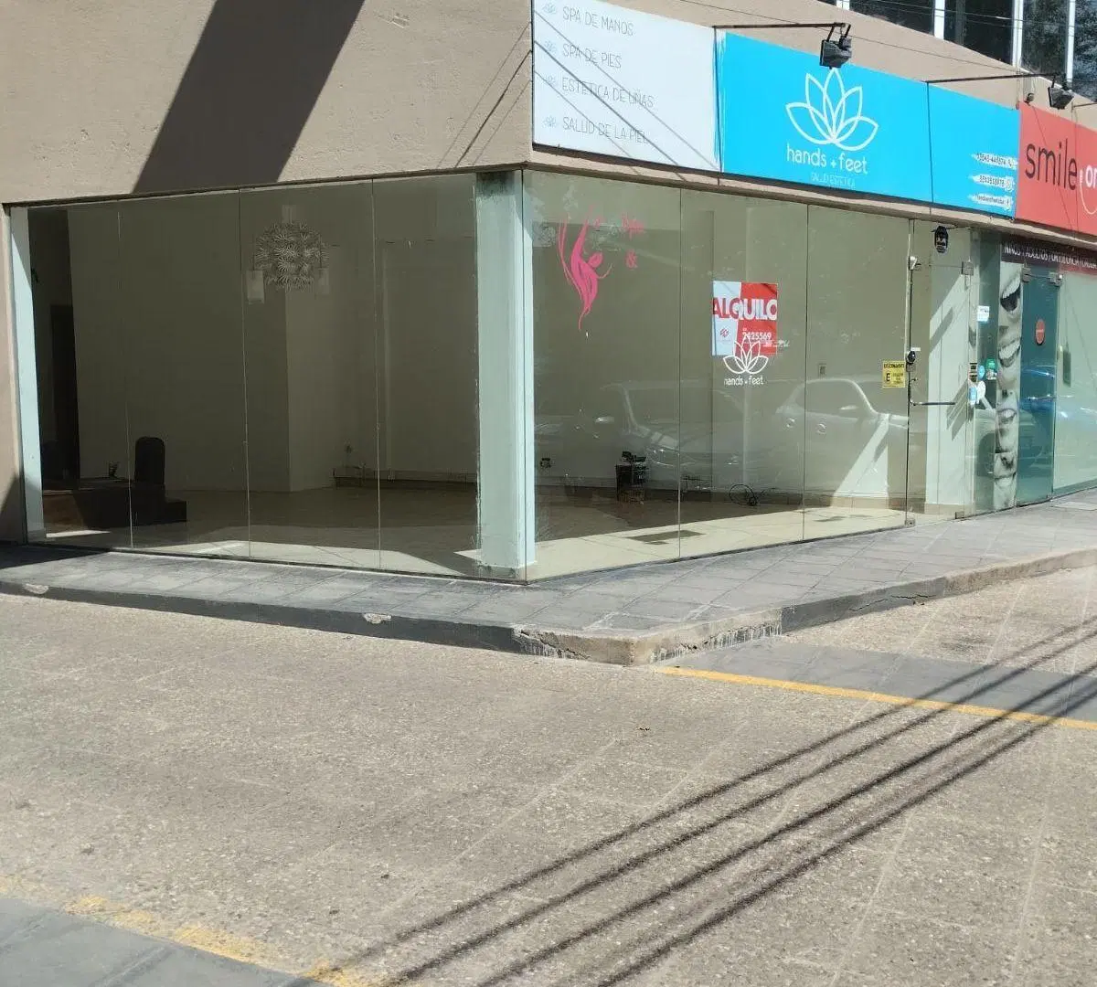 Local Rafael Nuñez 5741, EXCELENTE UBICACION-ZONA COMERCIAL 8