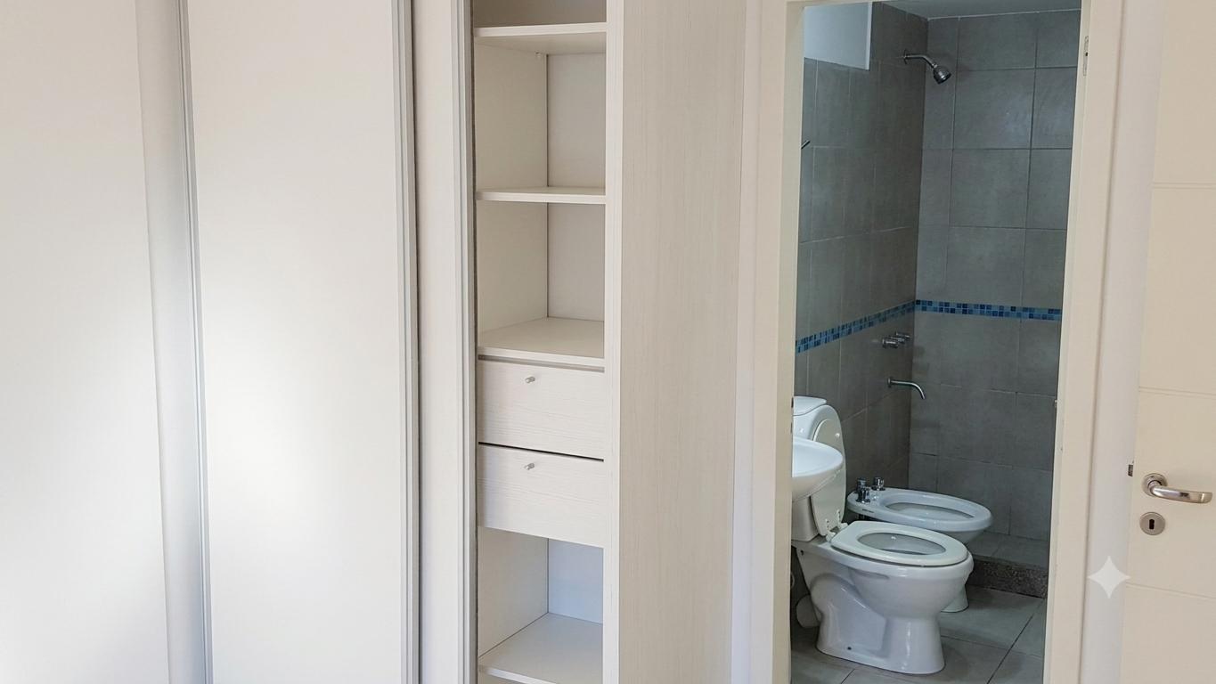 Foto de Dpto zona Tribunales-Calasanz 280 1 habit. Livi Com Coc, 1 baño, Balcòn, imagen 4