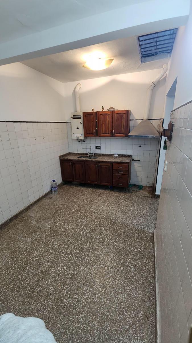 Amplio Departamento Interno.