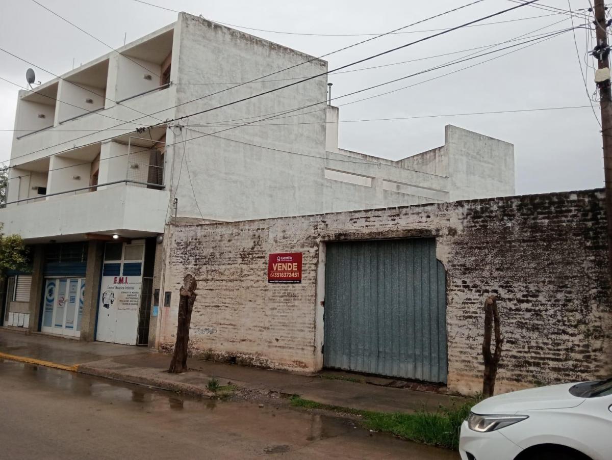 Cocheras. Galpón. 1