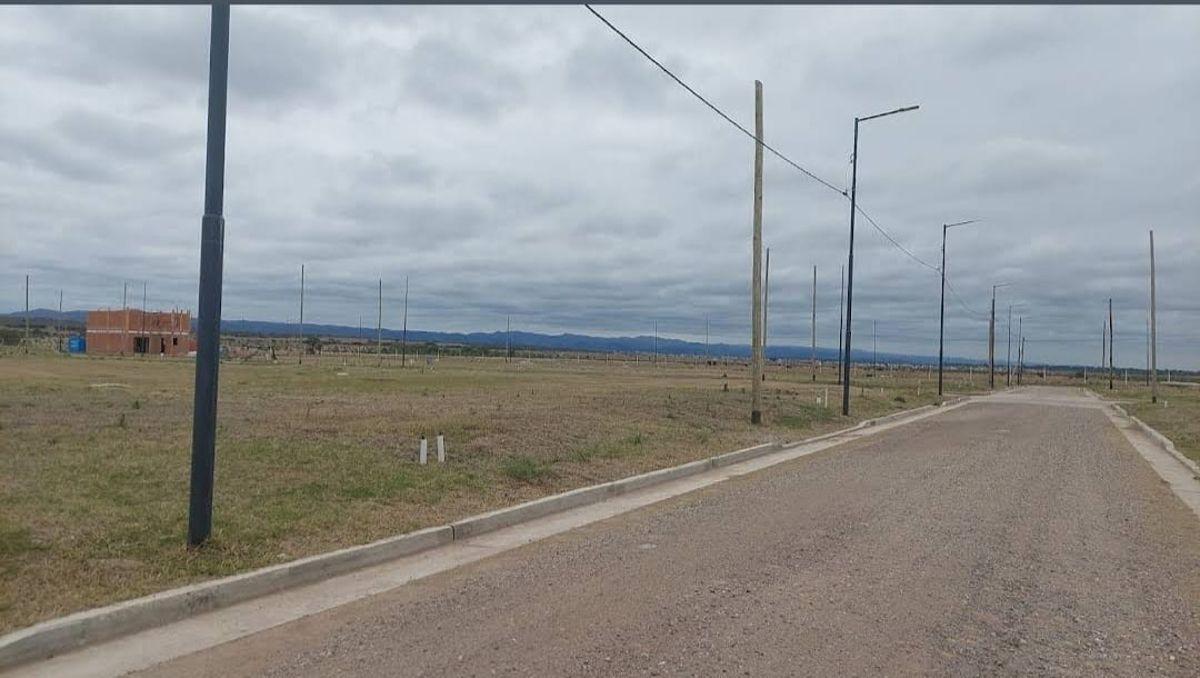Terreno de 300 m² en venta en Córdoba (LA HERNESTINA)