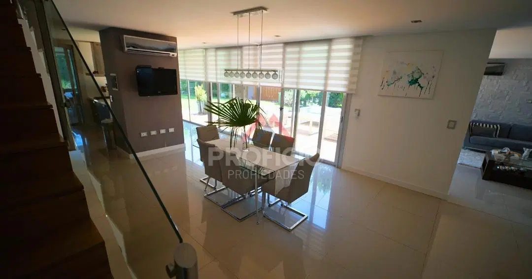 Casa en Village Del Parque 3
