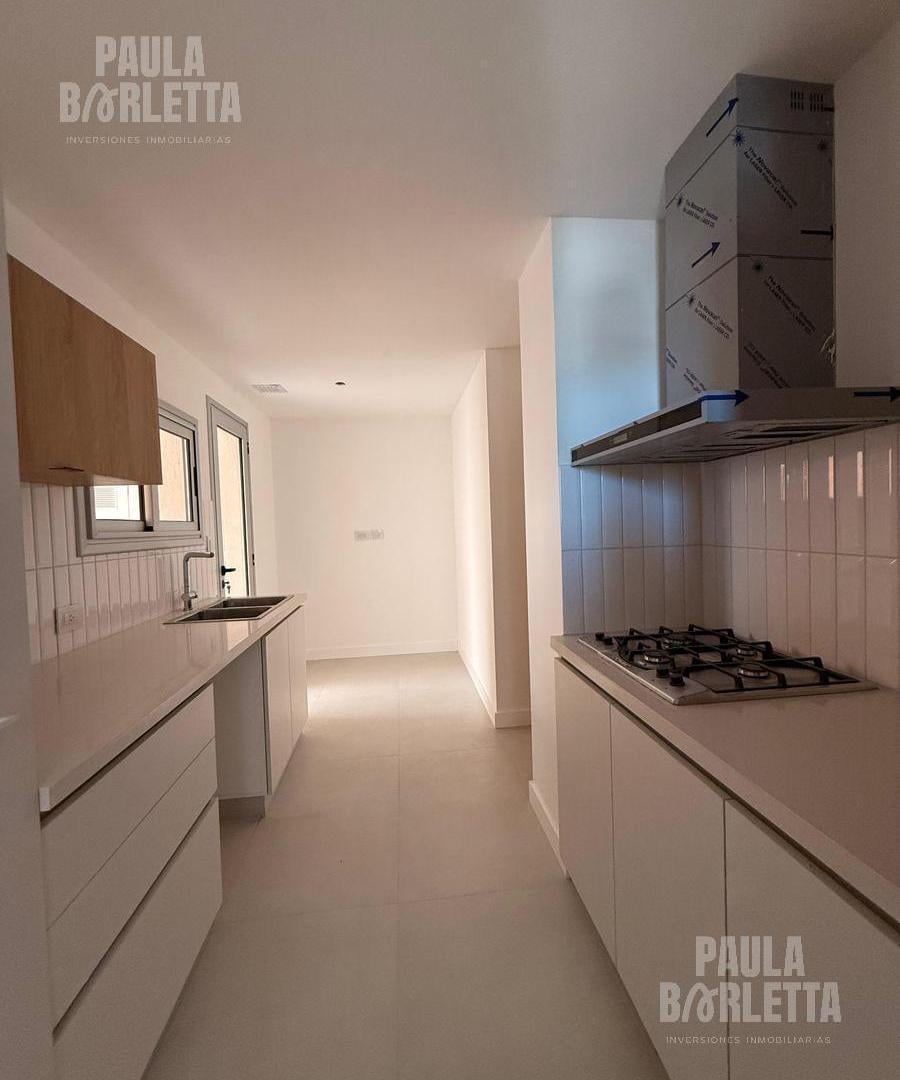 Foto de Departamento Semipiso de tres dormitorios, Corrientes 30, Bahia Blanca., imagen 5