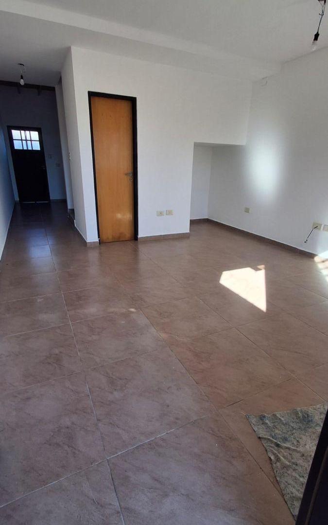 Foto de Alquiler dúplex 2 dormitorios con parrilla y cochera, San Carlos, imagen 5