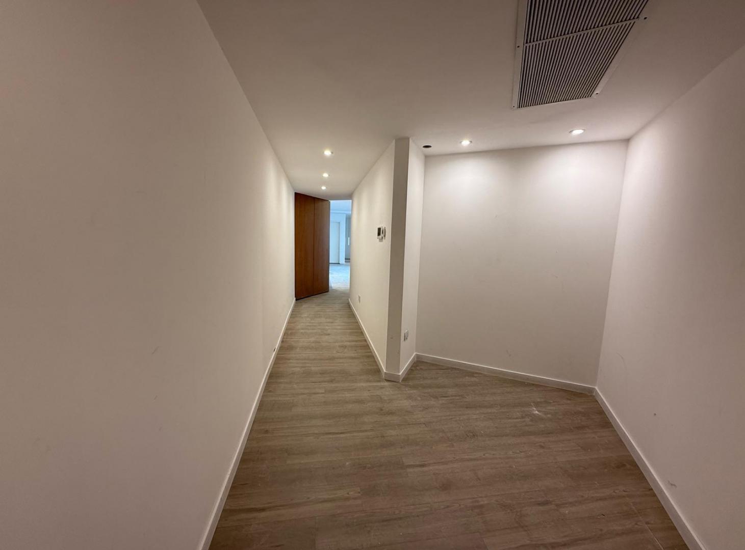 Foto de Venta o alquiler de Oficina/departamento en el Palacio Paz, imagen 5