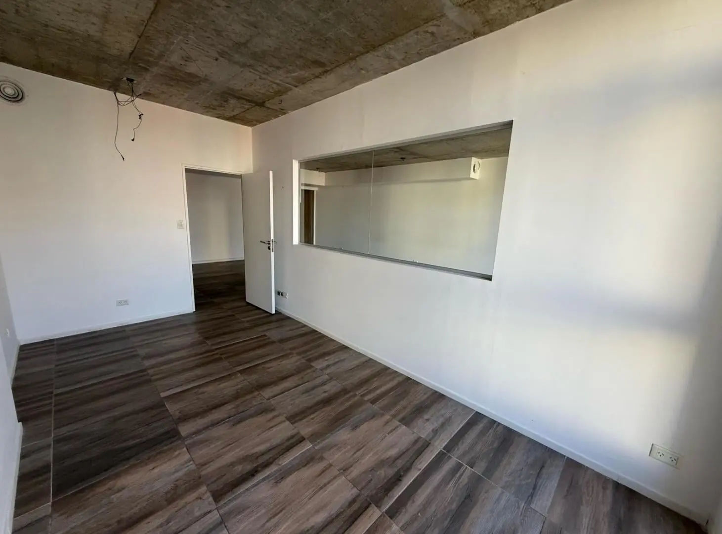 Alquiler o venta de amplia Oficina con seguridad 24hs - Palermo 2