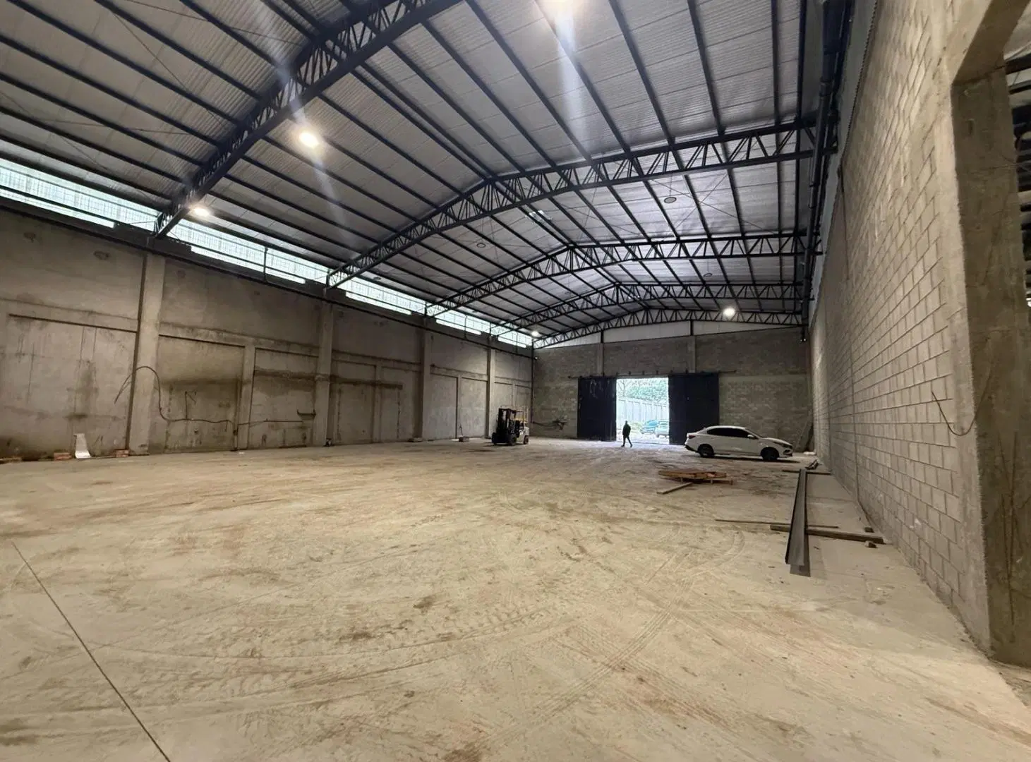 Alquiler de Nave Industrial a estrenar con red de incendio - Moreno 4