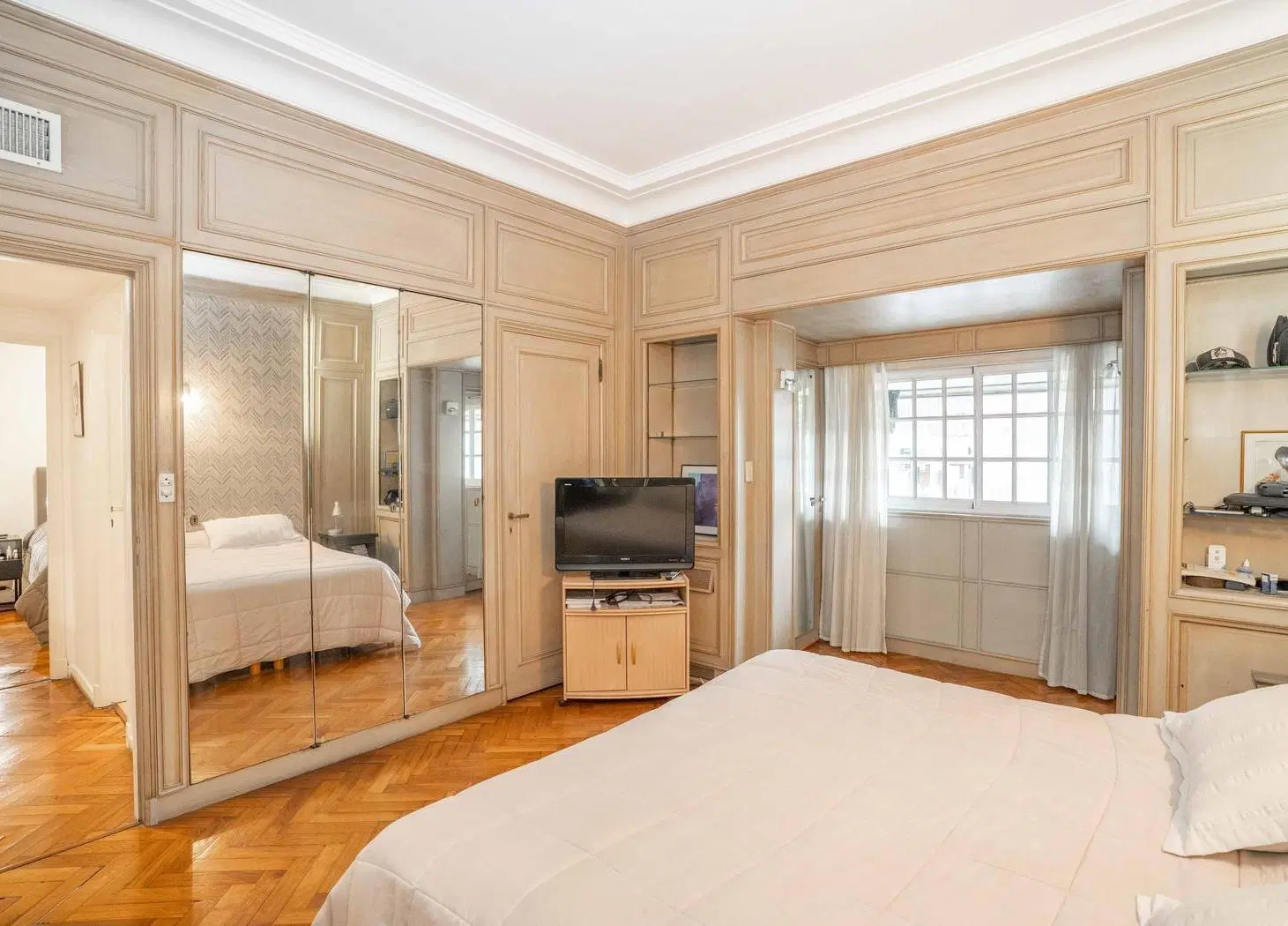 Venta de Departamento en Recoleta con balcón 5