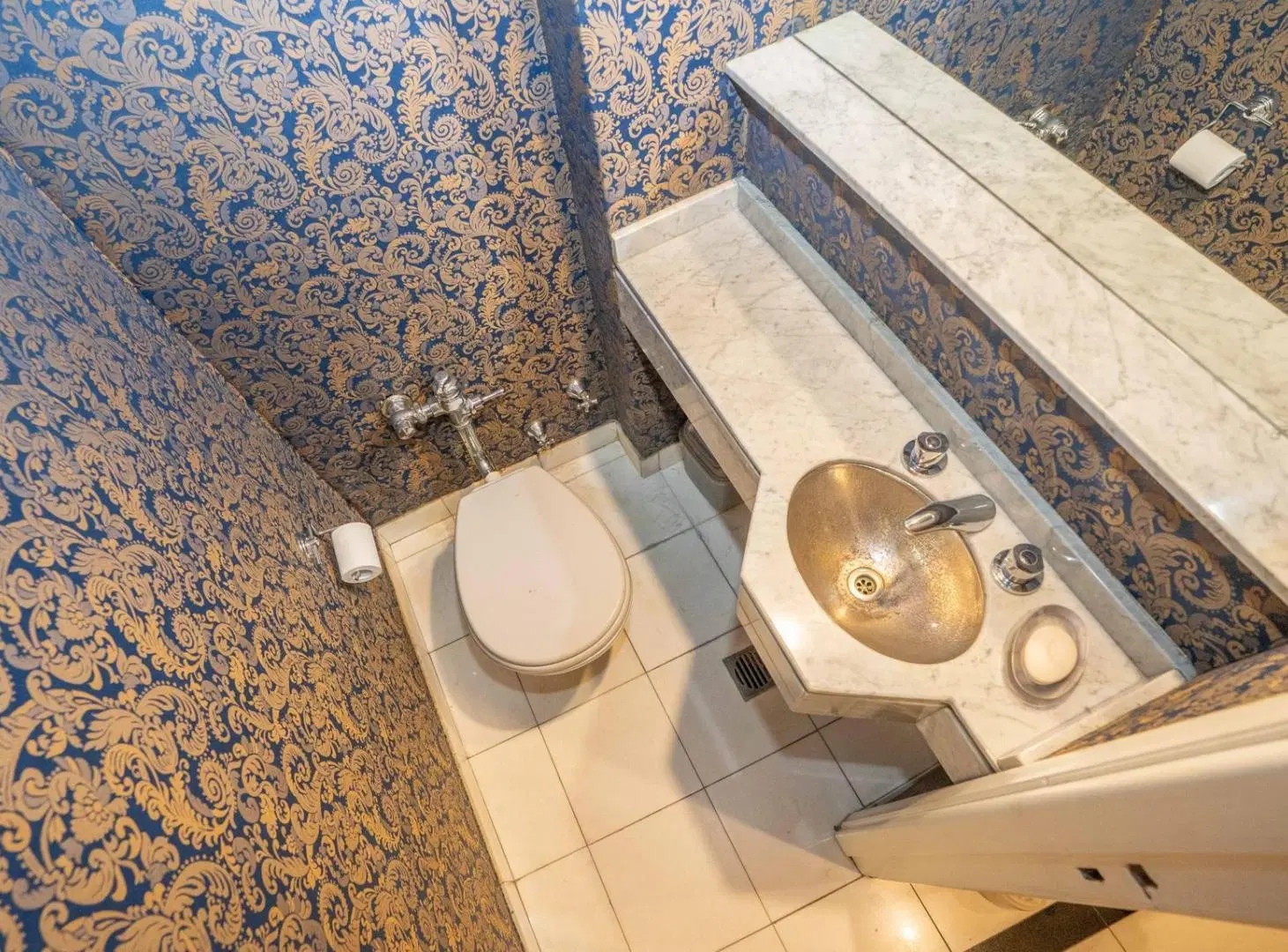 Venta de Departamento en Recoleta con balcón 1