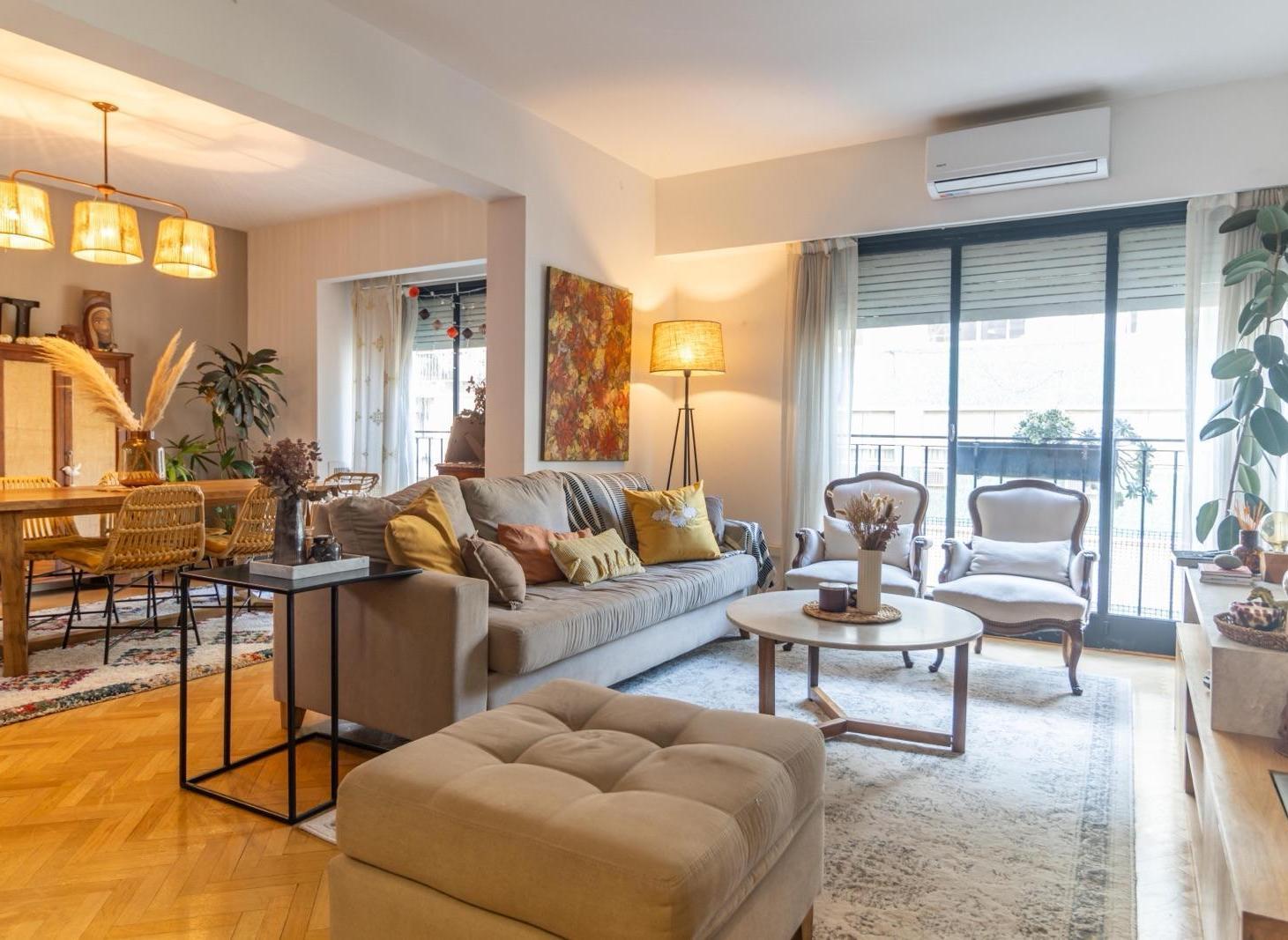 Venta de departamento 4 ambientes muy luminoso- Recoleta