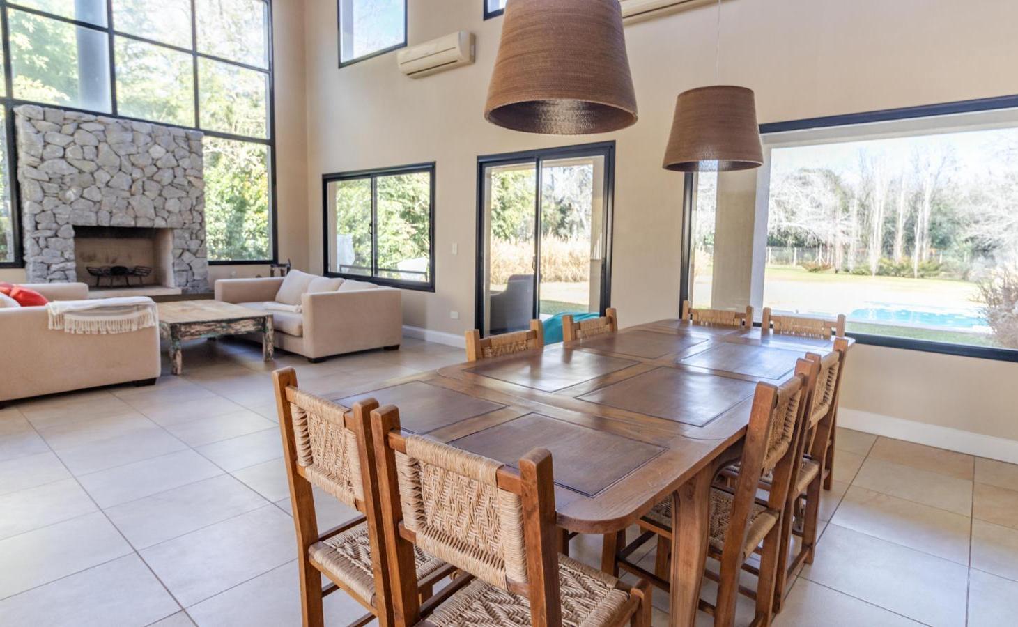Foto de Venta de Casa con Quincho y Pileta en Praderas Golf Club, imagen 3