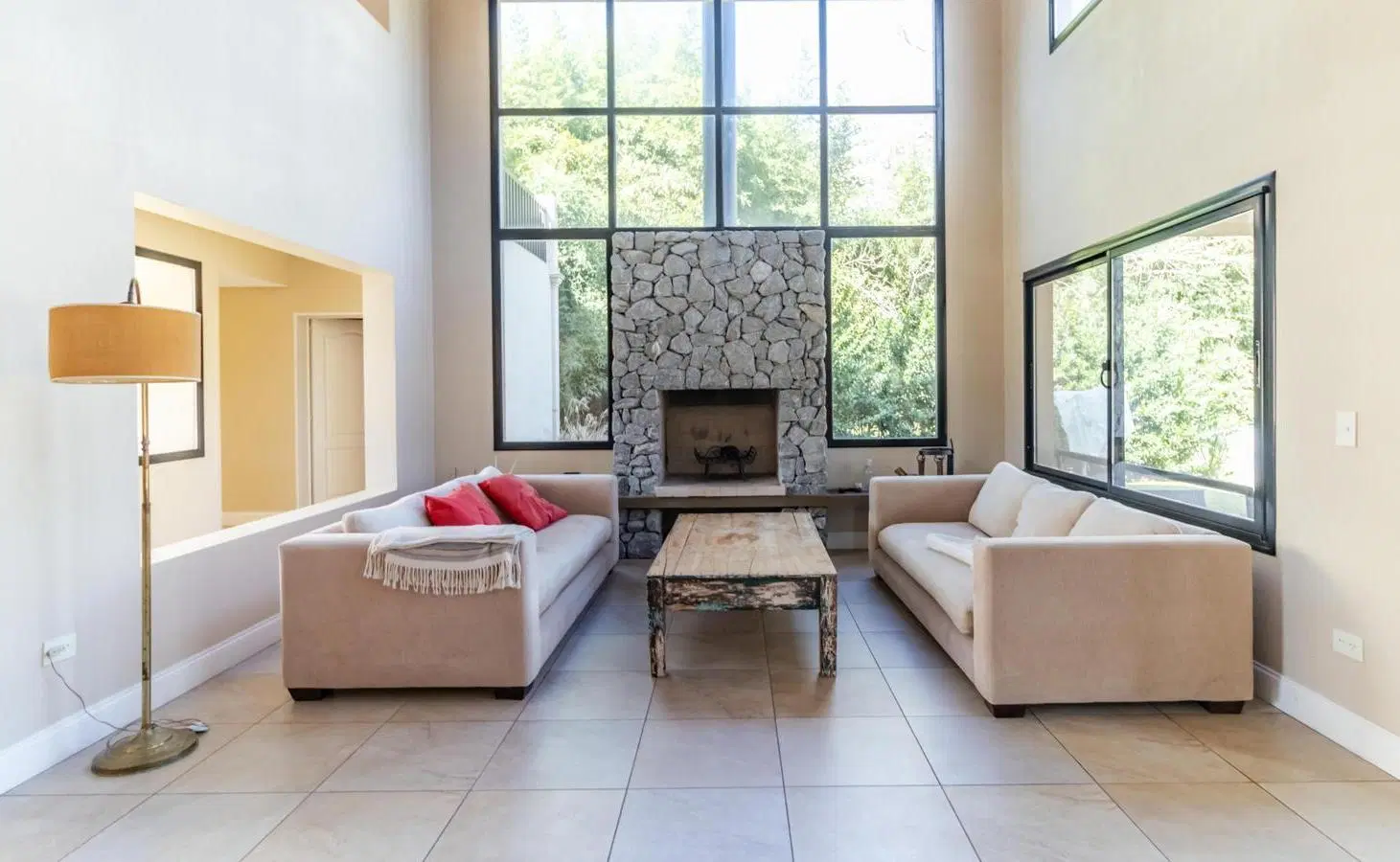 Venta de Casa con Quincho y Pileta en Praderas Golf Club 4