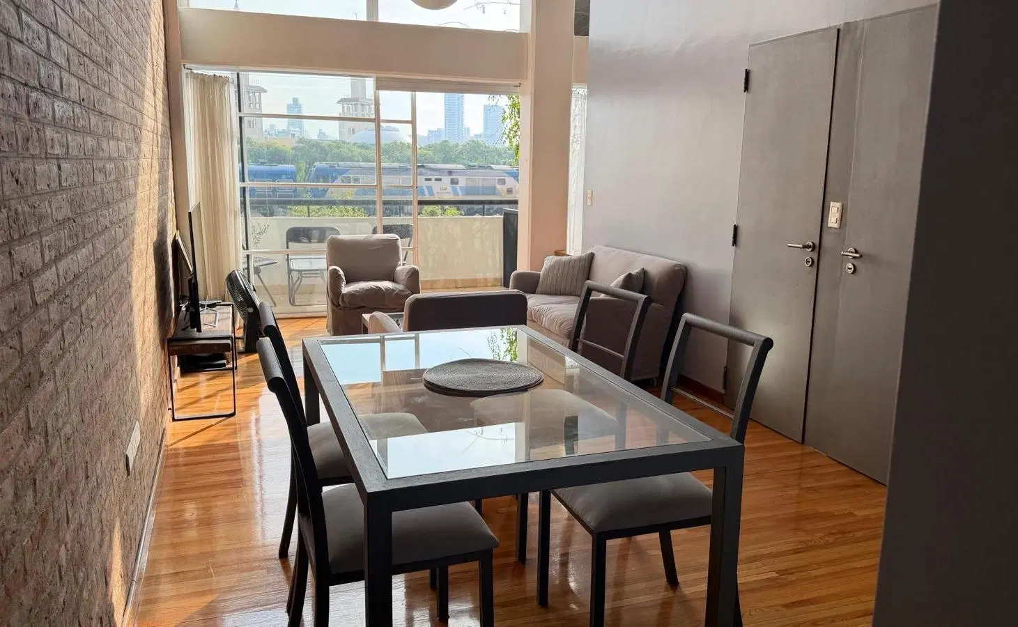 Venta Departamento dos ambientes con balcón y cochera  - Palermo Nuevo 4