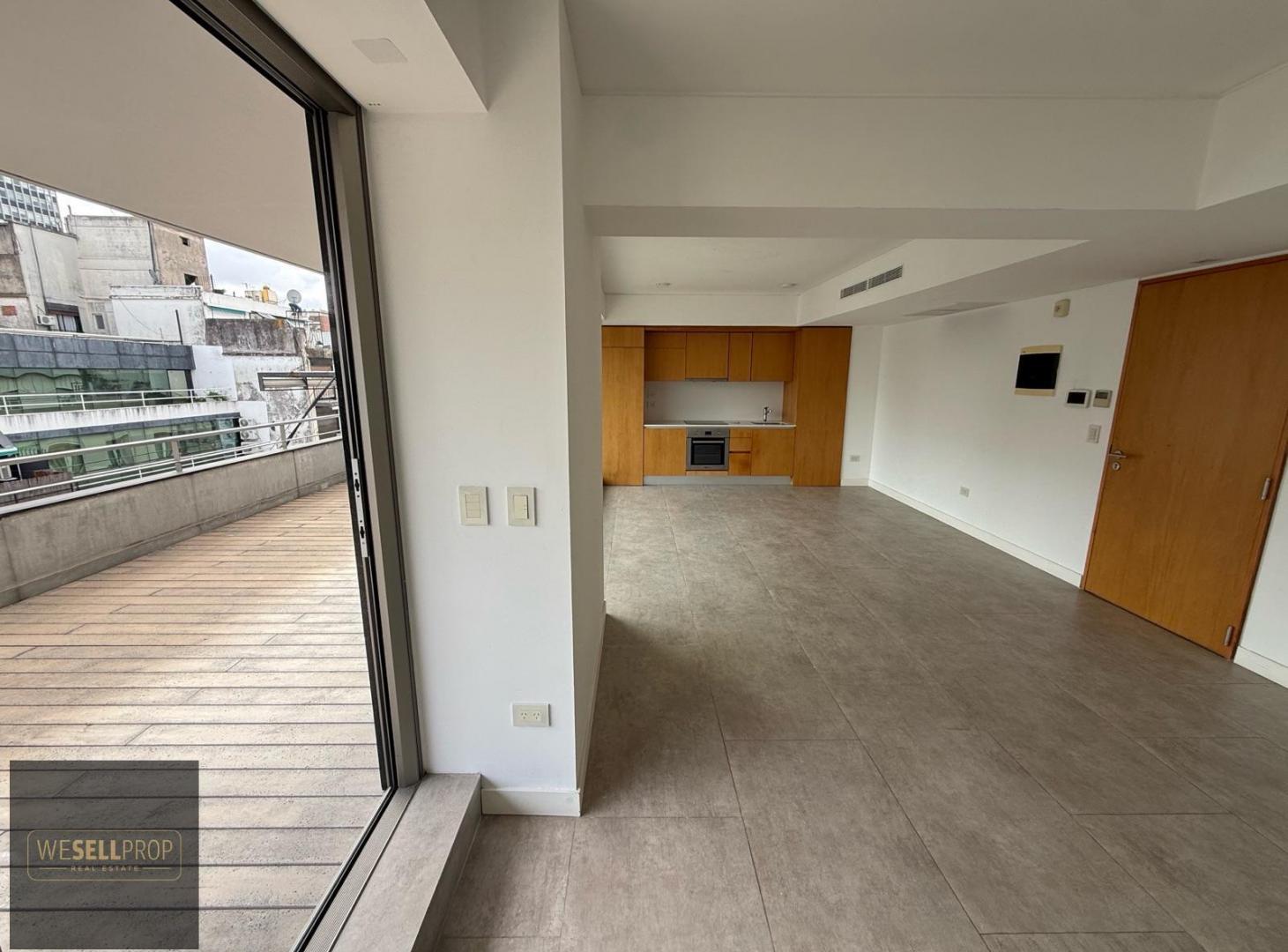 Foto de Alquiler de oficina con cochera en edificio AAA, con seguridad 24hs, imagen 3