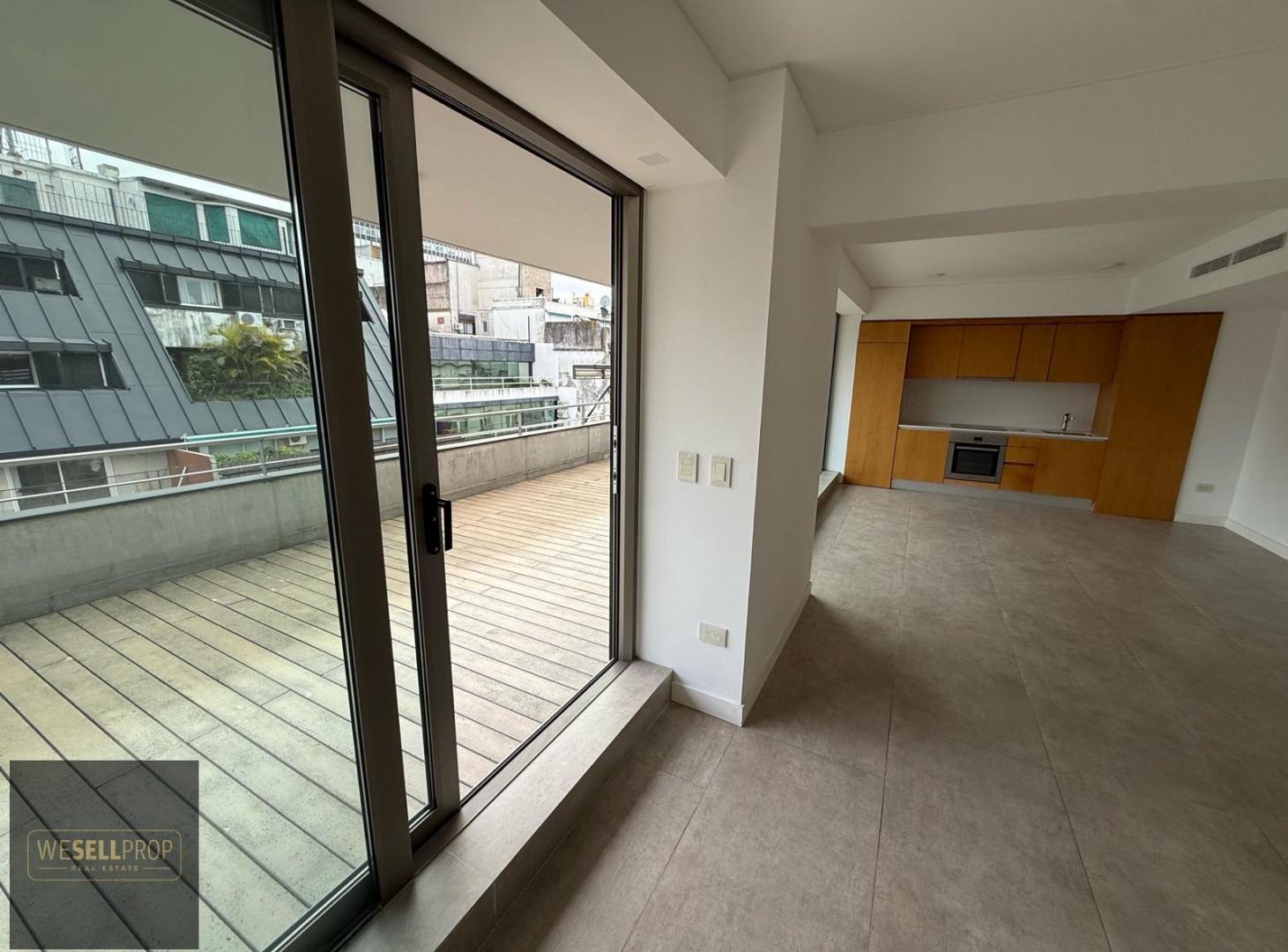Foto de Alquiler de oficina con cochera en edificio AAA, con seguridad 24hs, imagen 1