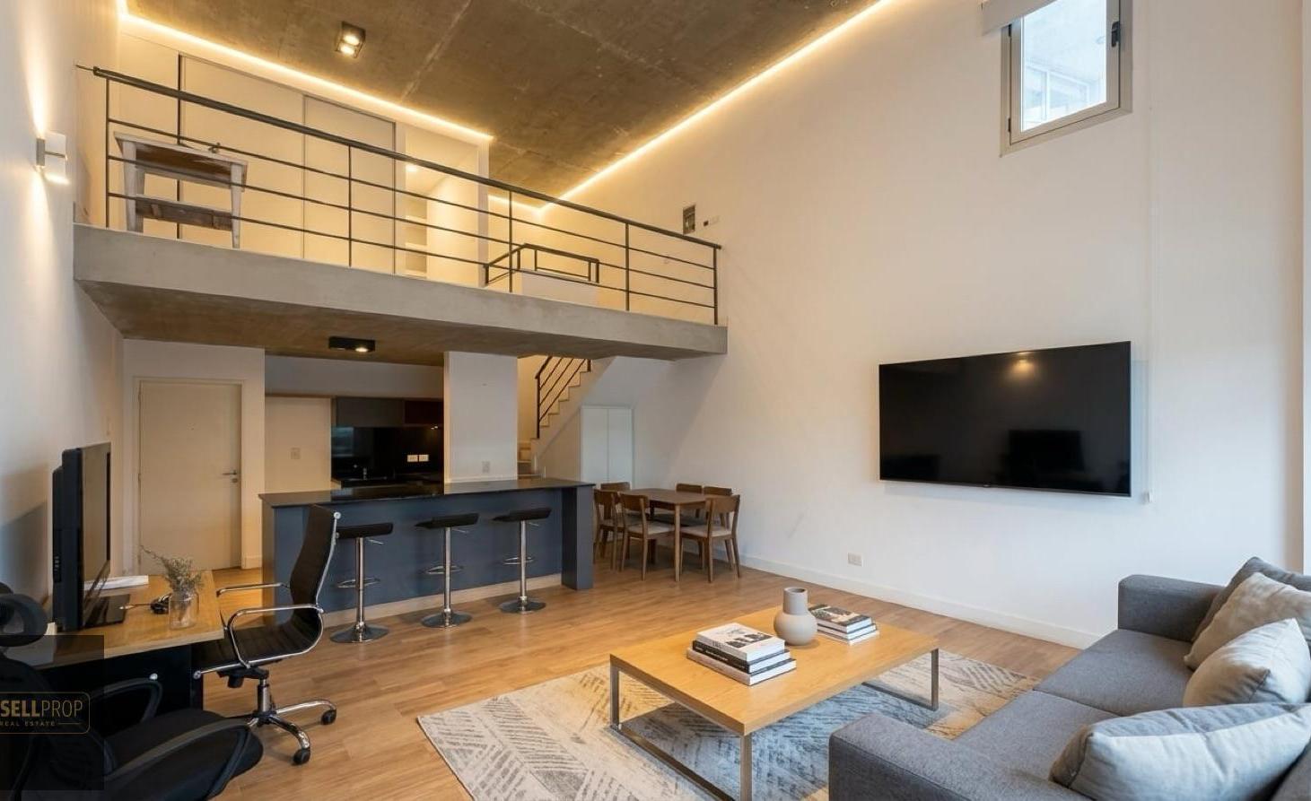 Foto de Venta de amplio duplex con patio y cochera cubierta en complejo full, imagen 1