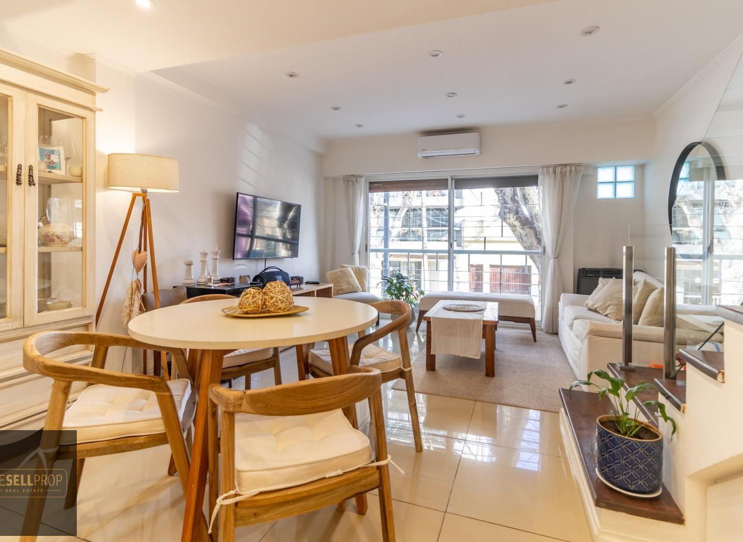 Foto de Venta Departamento 3 ambientes en Duplex en Villa Ortuzar, con cochera, imagen 1
