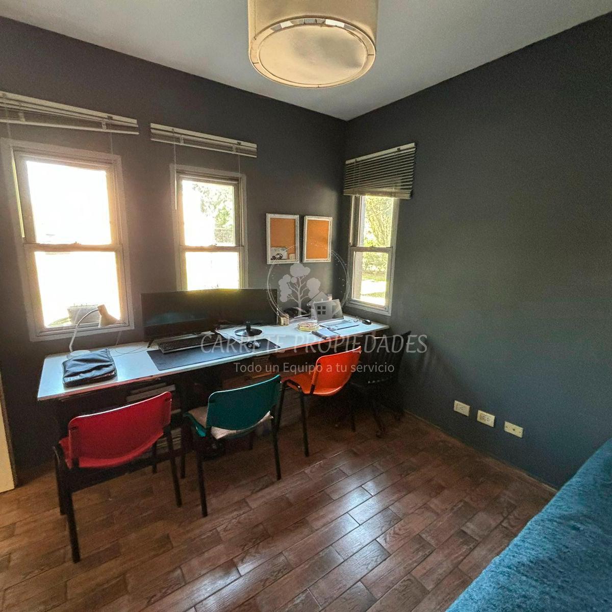 Foto de Casa a pocos minutos de escuelas, centros comerciales y accesos. En, imagen 3