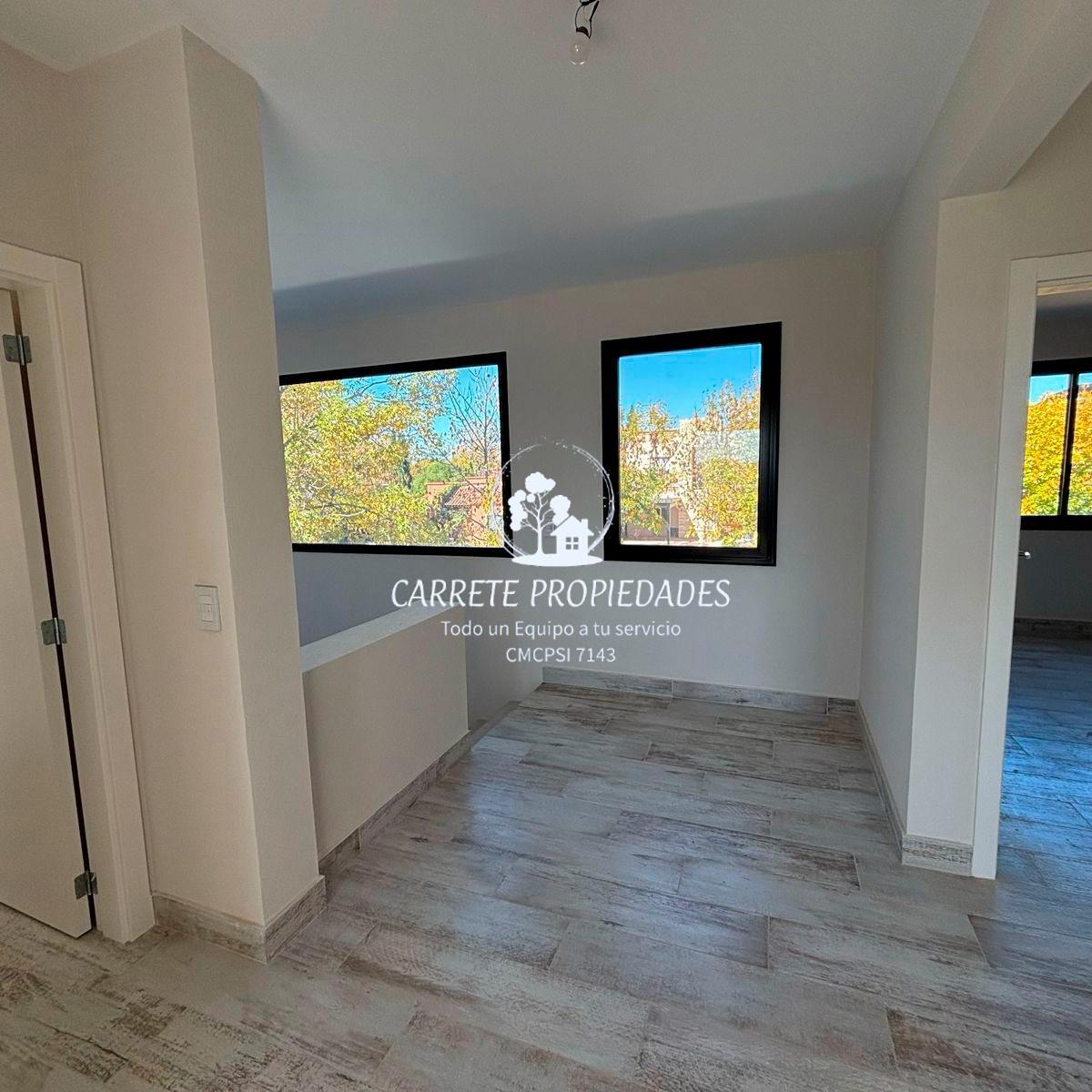 Foto de Casa en venta de 4 dormitorios y Playroom. Sta.Guadalupe. Pilar., imagen 2