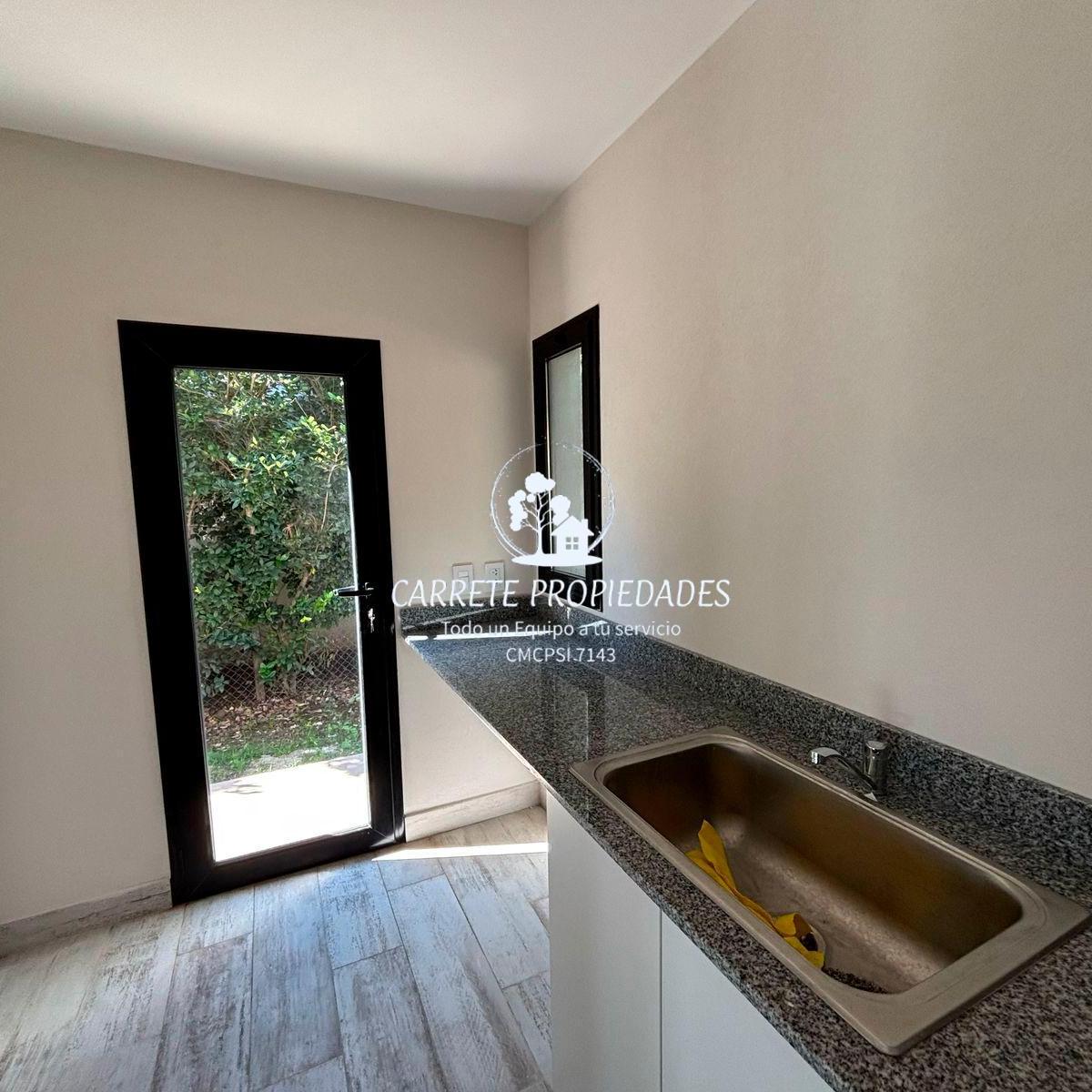 Foto de Casa en venta de 4 dormitorios y Playroom. Sta.Guadalupe. Pilar., imagen 3