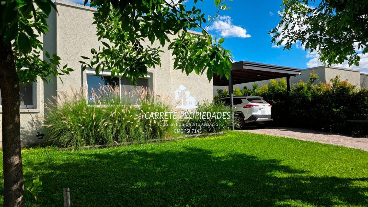 Casa en Venta de 4 ambientes con pileta. Barrio Santa Elena. Pilar