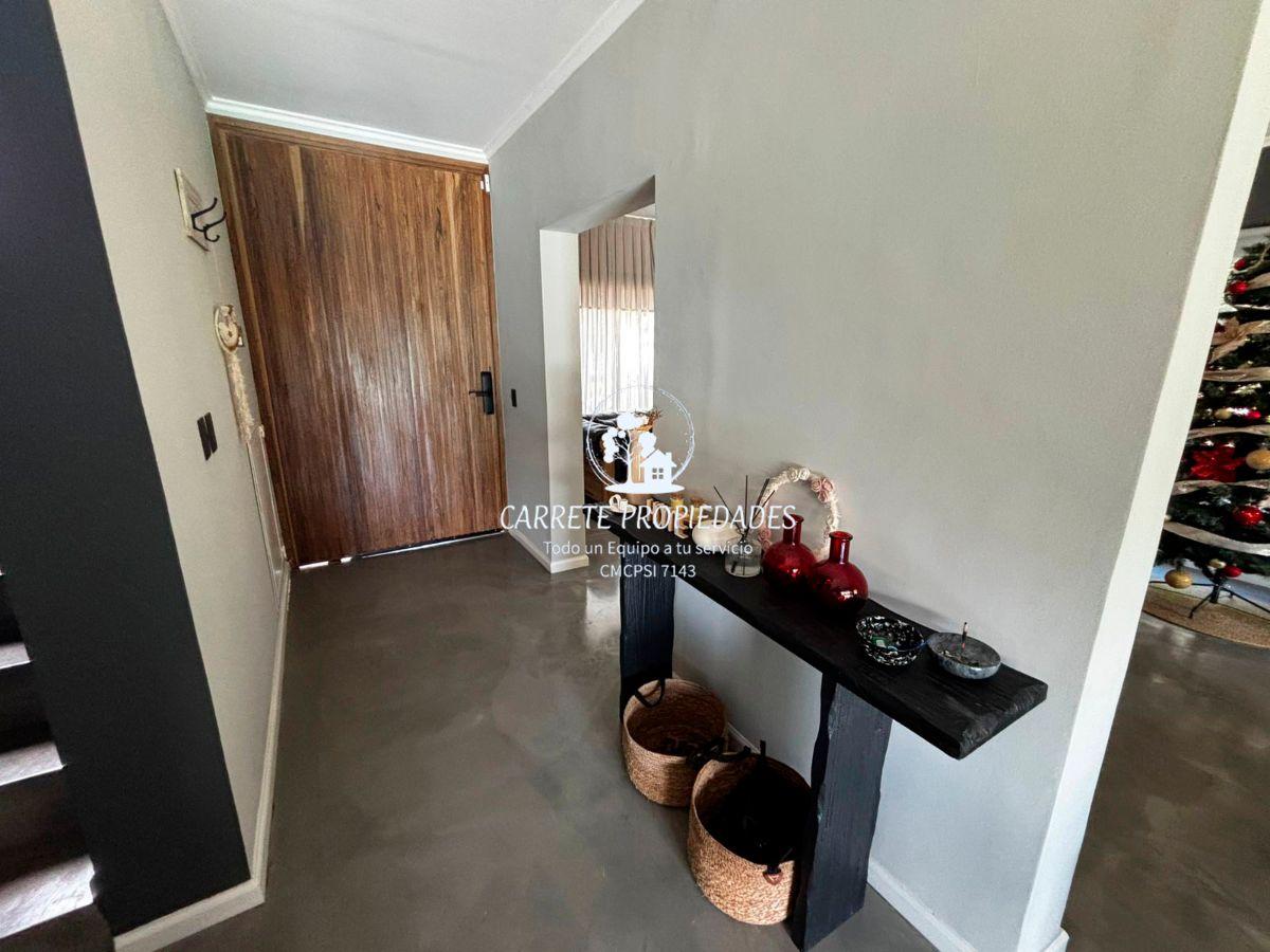 Foto de Increible Casa en Venta de 5 ambientes y pileta climatizada. Barrio, imagen 5