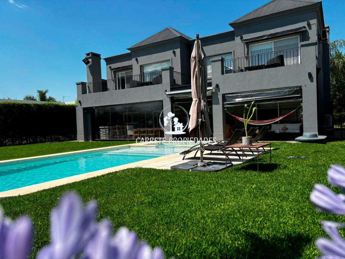 Increible Casa en Venta de 5 ambientes y pileta climatizada. Barrio Santa Guadalupe. Pilar