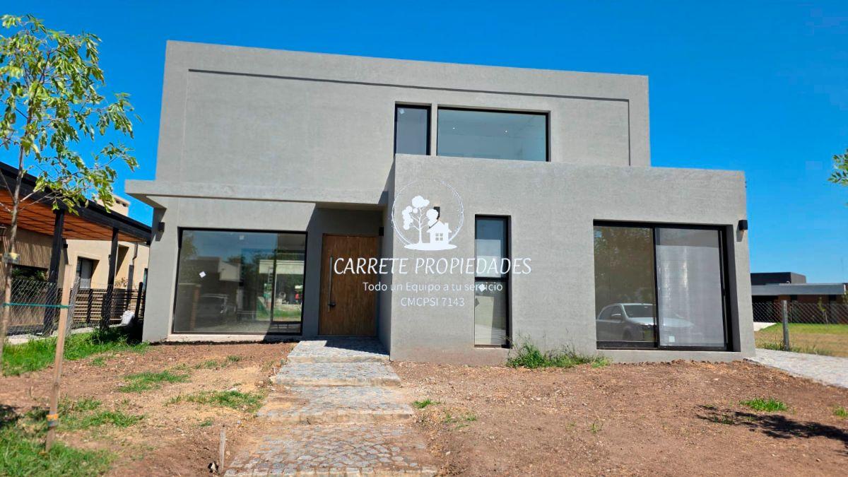 Casa en venta estilo moderno de 5 ambientes. Barrio Santa Lucia. Pilar